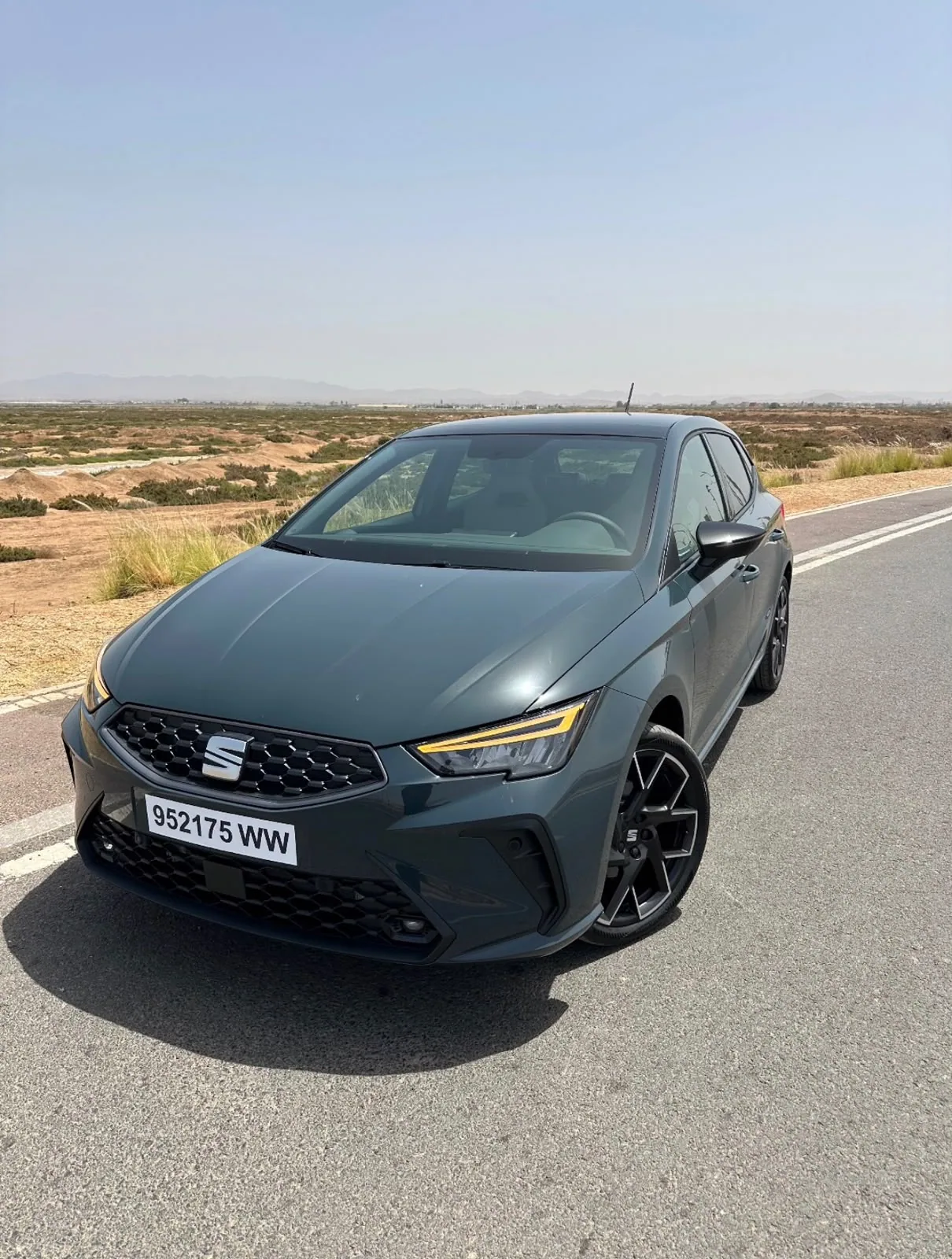 Grey SEAT Ibiza FR, front view